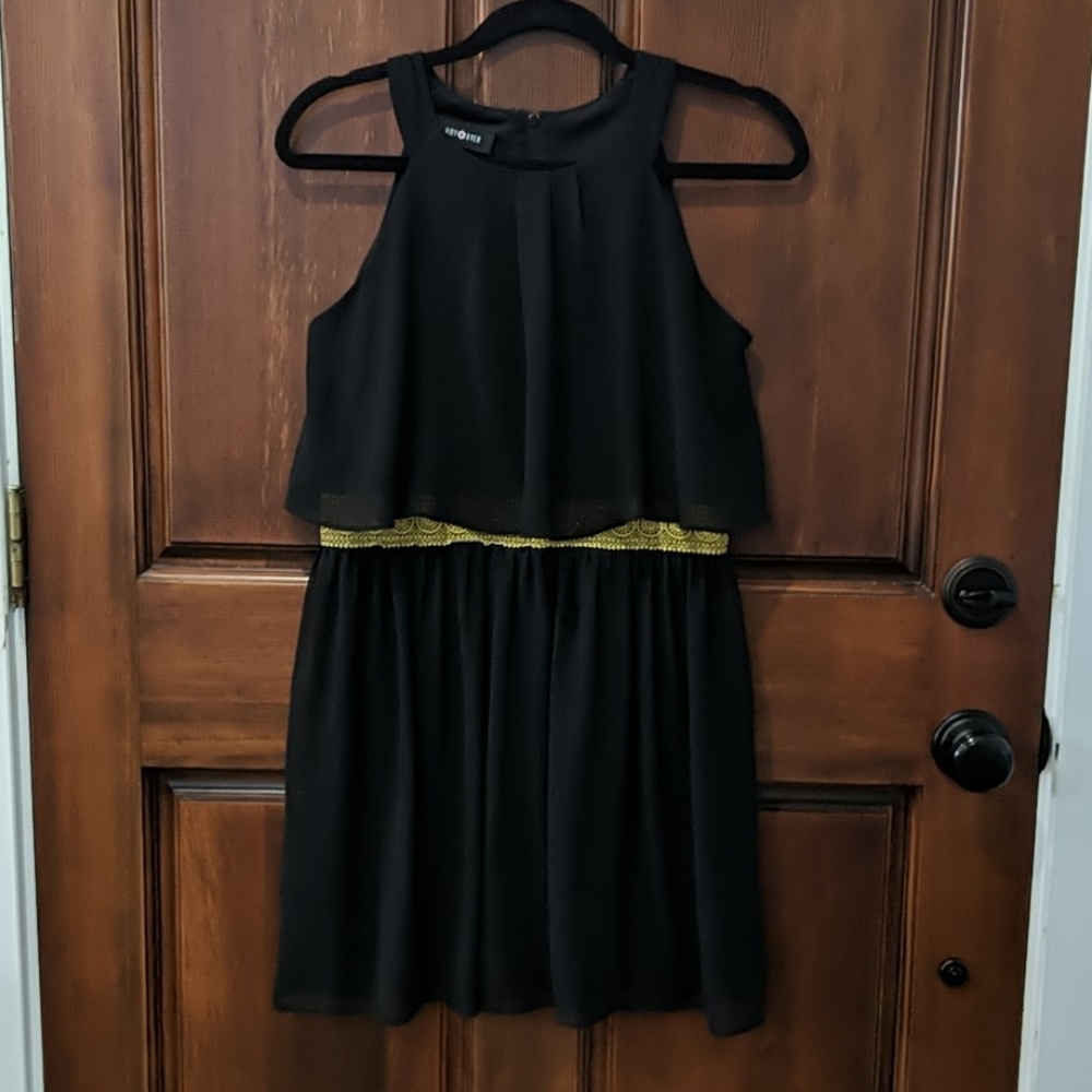 Girls Beautiful black dress